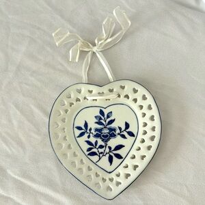Vintage handpainted floral ceramic heart shaped wall hanging decor cottage
